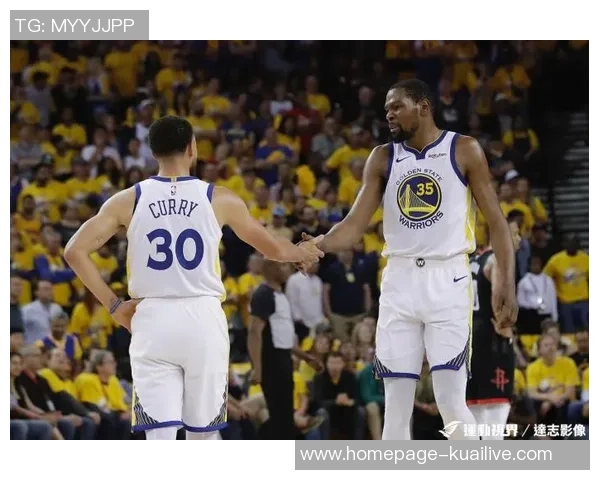 1995年NBA季后赛火箭与马刺的经典对决回顾与分析